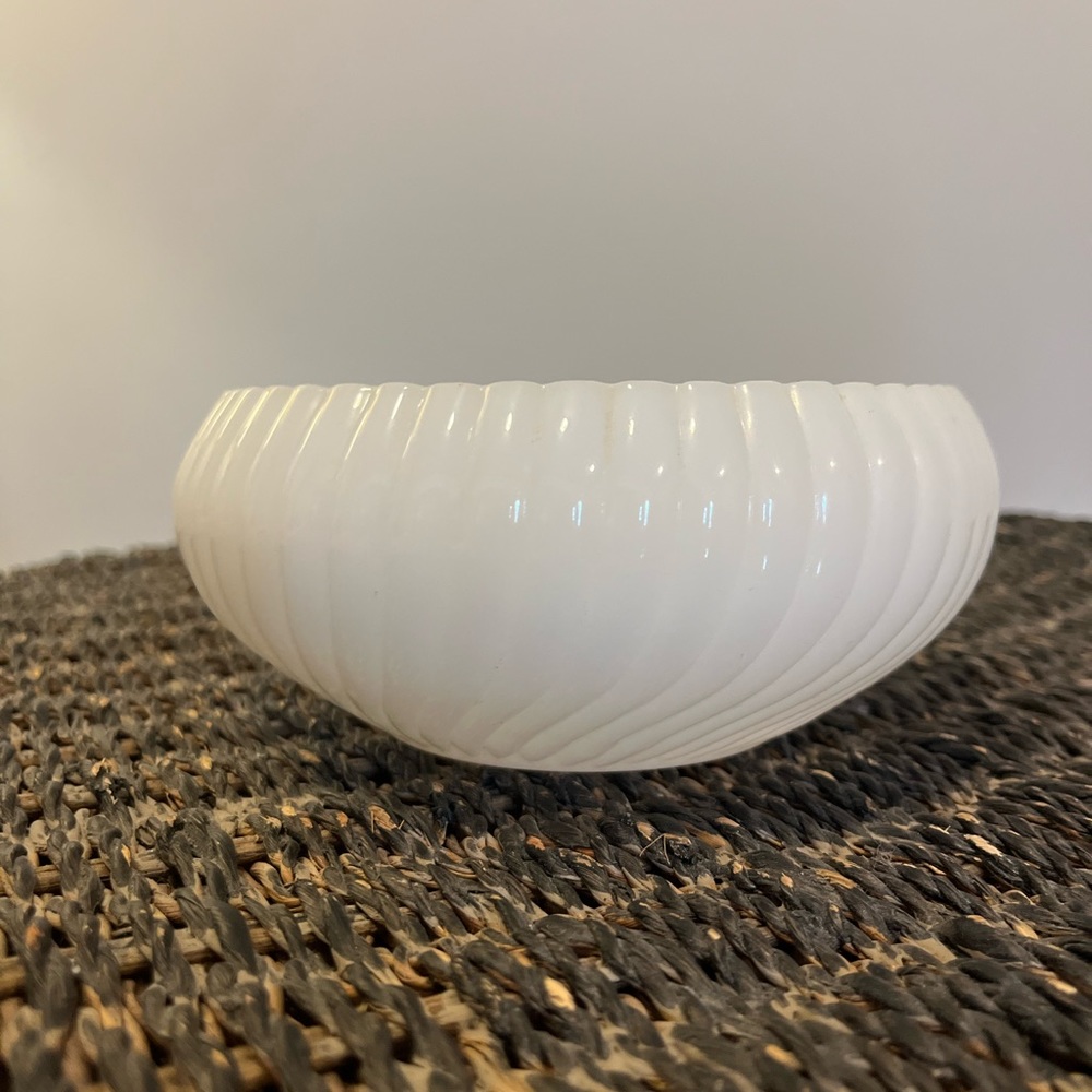 Vintage Milk Glass Ribbed Swirl Bowl • Milk Glass Planter